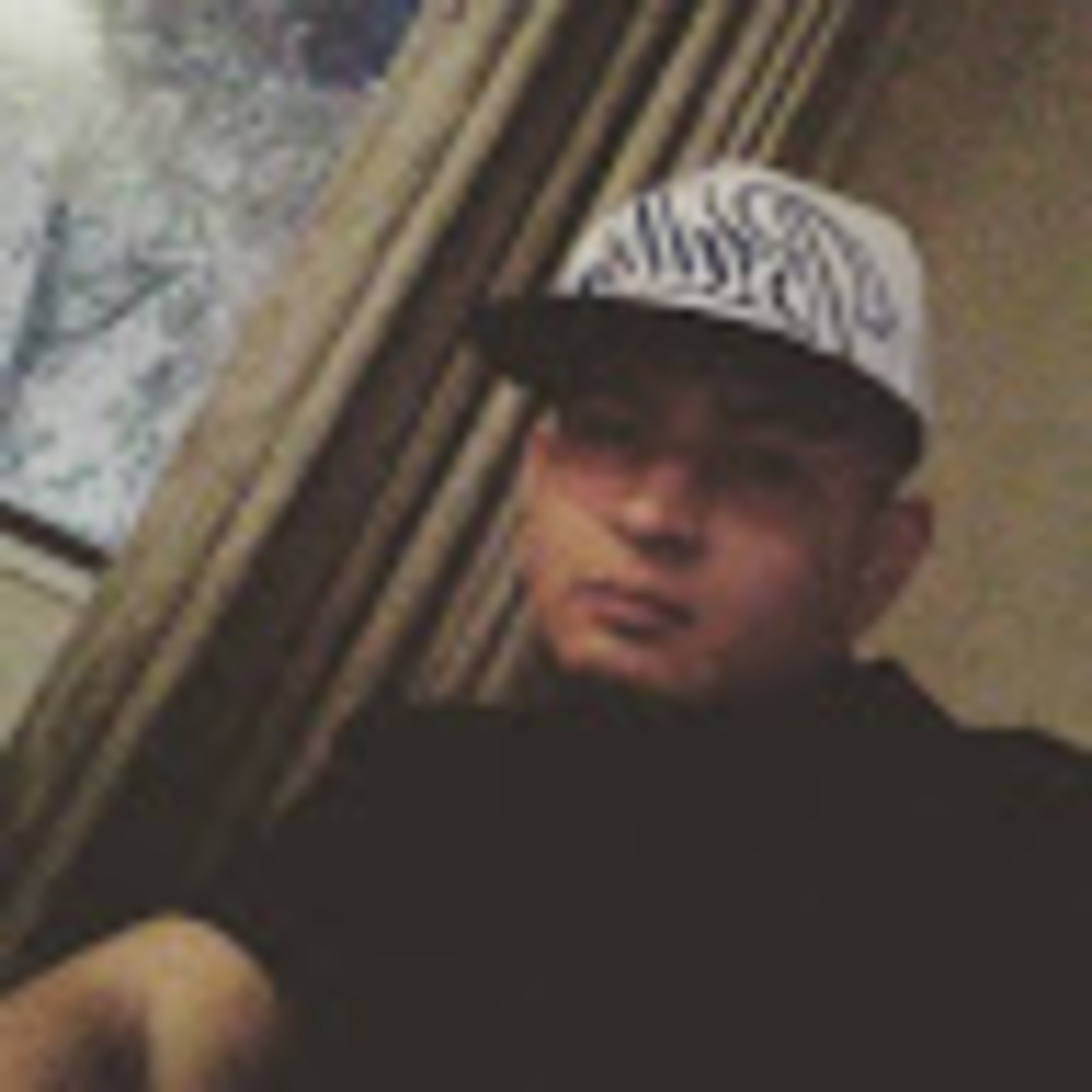 Meet your Posher, Carlos